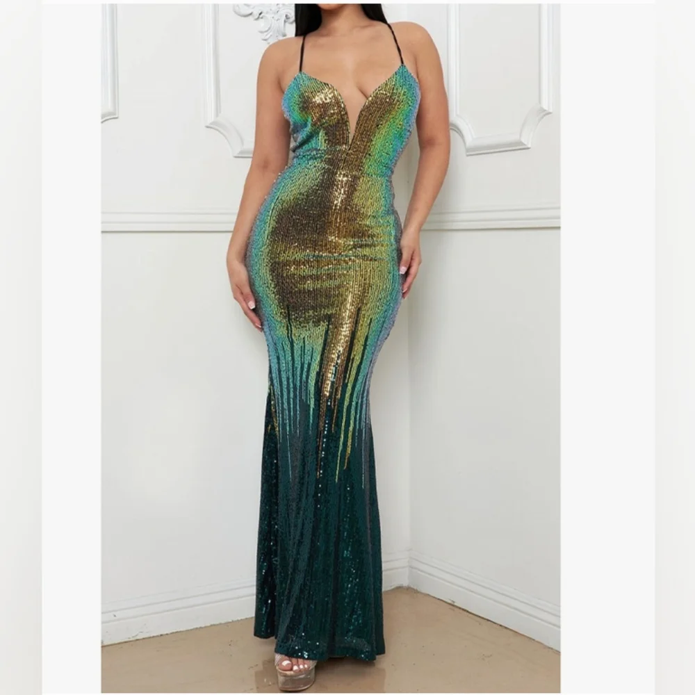 Ombré green sequin, evening dress - Picture 1 of 2